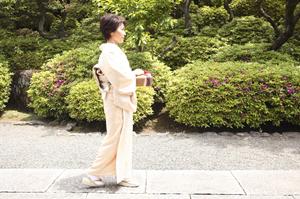 ショルダーバッグはオシャレで便利です